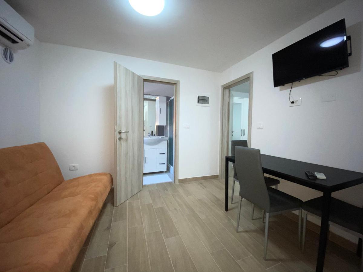 Apartments Lina Koper Extérieur photo